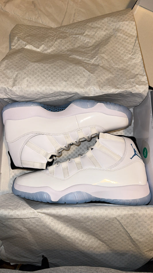 Air Jordan 11 Retro "Legend Blue"